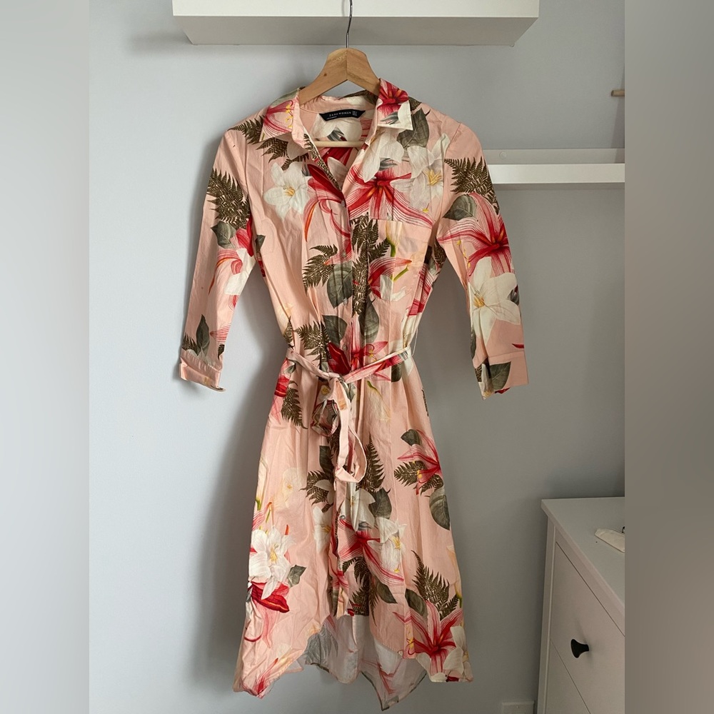 Zara Woman Small size cotton long sleeve dress with flowers